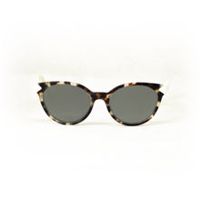 Charger l'image dans la galerie, Lunettes reconditionnées Prada - VPR01T