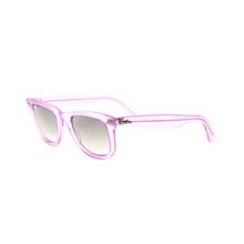 Charger l&#39;image dans la galerie, Lunettes reconditionnées Ray Ban - Wayfarer Ice Pop Strawberry
