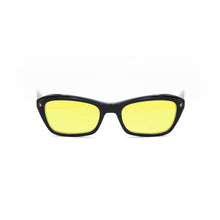 Charger l'image dans la galerie, Lunettes reconditionnées Prada - VPR16N
